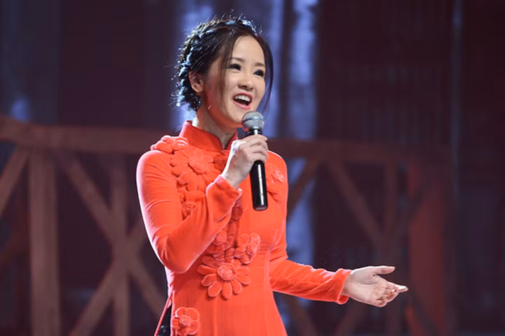 Hồng Nhung được ưu ái đặc biệt ở Giai điệu tự hào tháng 10