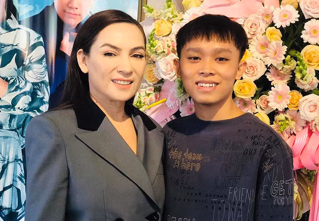 Nghệ sĩ Việt lên tiếng về ồn ào của Phi Nhung và Hồ Văn Cường