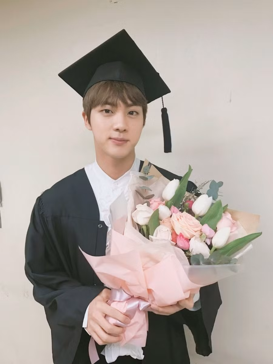 4 câu chuyện đáng nhớ thời học sinh của BTS ảnh 2