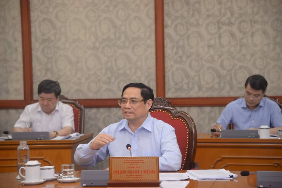 Thủ tướng Phạm Minh Chính phát biểu ý kiến tại phiên họp.