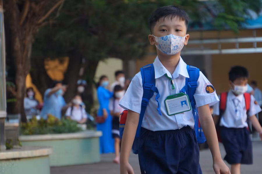Học sinh một trường tiểu học ở quận Bình Thạnh, TPHCM. Ảnh: Mạnh Tùng