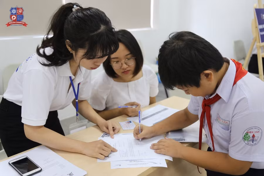 Thi tìm kiếm tài năng tiếng Anh toàn quốc với phiên bản hoàn toàn mới ảnh 1