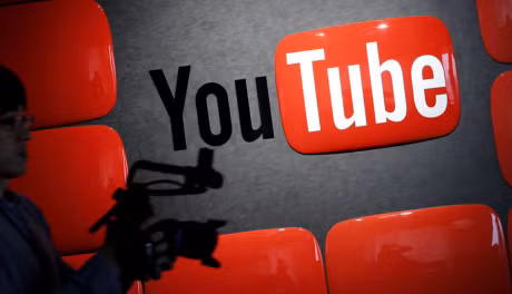 Google buoc phai thay doi chinh sach sau khi hang loat nhan hang lon rut quang cao khoi YouTube - Anh 1