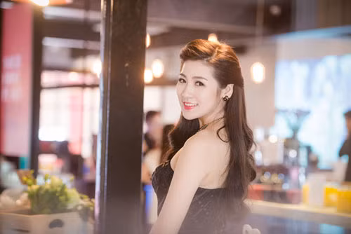 Điểm danh những sao Việt mặc đẹp, quyến rũ nhất tuần qua