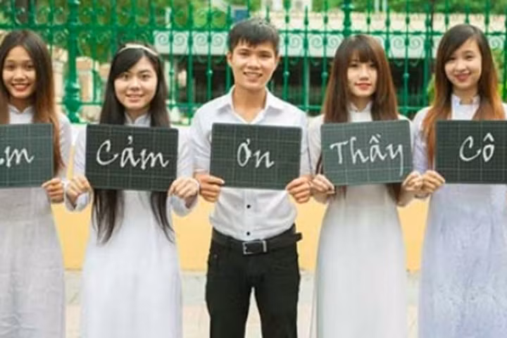 20.11, nghe lại những ca khúc nổi tiếng về thầy cô