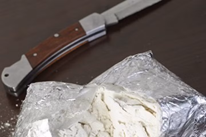 Cocaine được giấu trong những cuốn sách