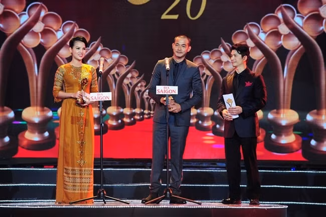 Hoài Linh lập kỷ lục lần thứ 10 đoạt giải Mai Vàng - Ảnh 7 Hoài Linh lập kỷ lục lần thứ 10 đoạt giải Mai Vàng - Ảnh 7