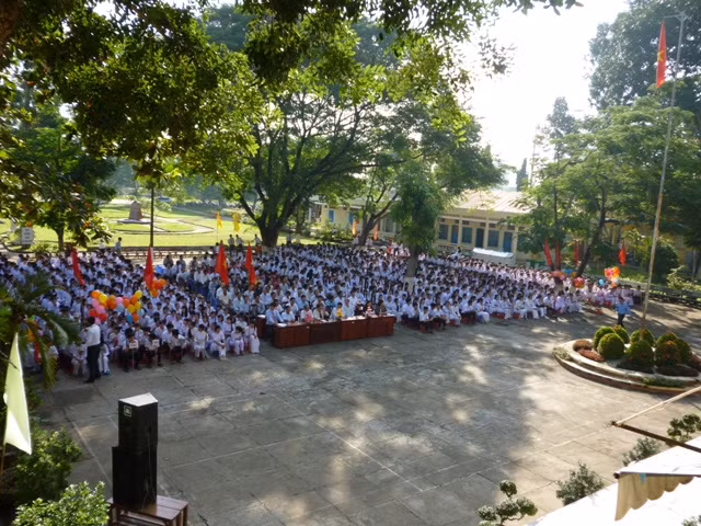 Học sinh Trường THPT Tháp Mười (Đồng Tháp)
