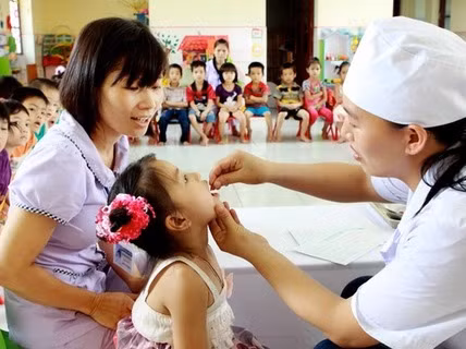 Chỉ thu 3 tháng bảo hiểm y tế còn lại của năm 2015