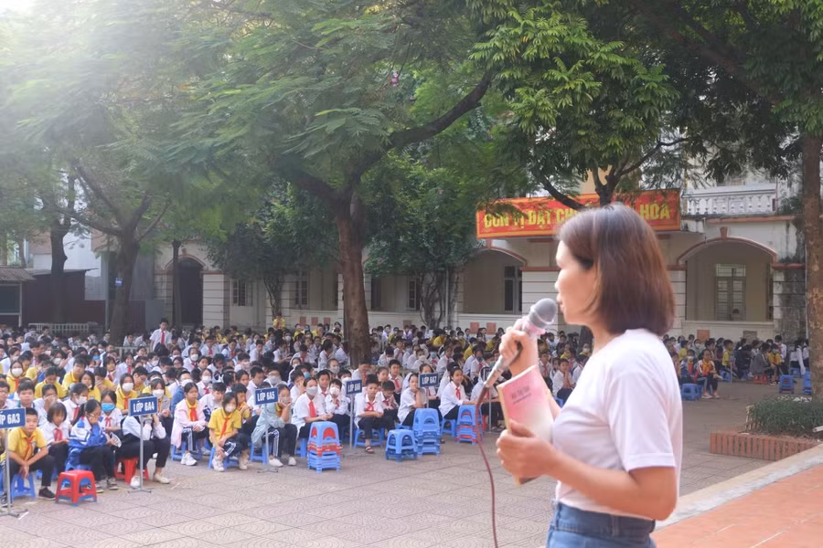 Giờ học của các trường đều phải tham khảo ý kiến phụ huynh sao cho thuận lợi nhất.