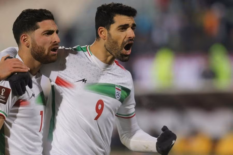 Tiền đạo Mehdi Taremi (9) của đội tuyển Iran.