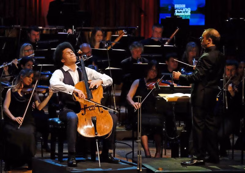 Thần tượng của Sheku là thiên tài âm nhạc Shostakovich.