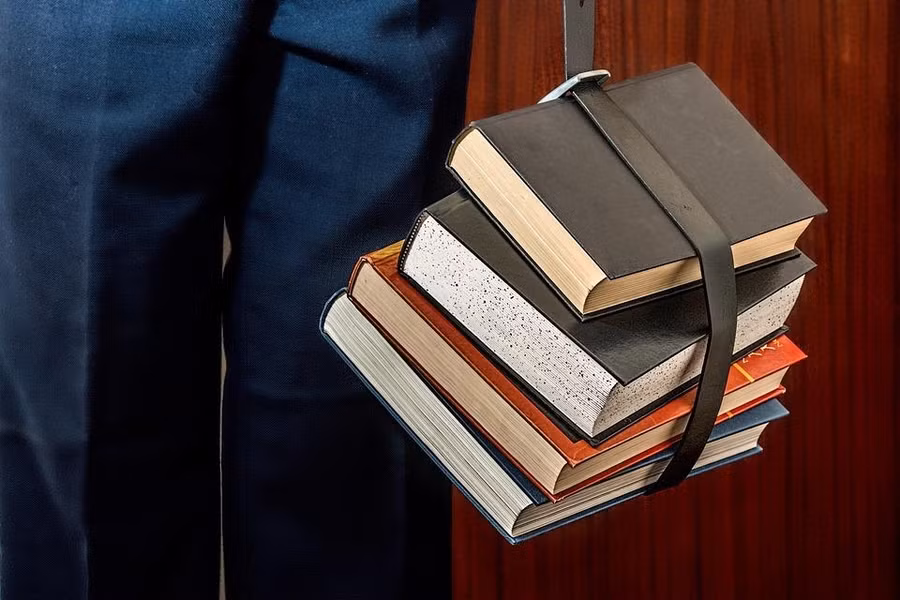 Trẻ em tại nhiều quốc gia dành thời gian phát triển các kỹ năng, thay vì chỉ làm bài tập.