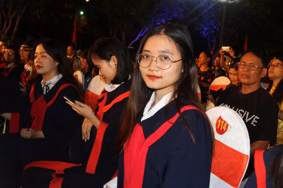 Trương Thị Lan Hương- SV thủ khoa đầu ra Trường ĐH Hải Phòng niên khóa 2016-2020