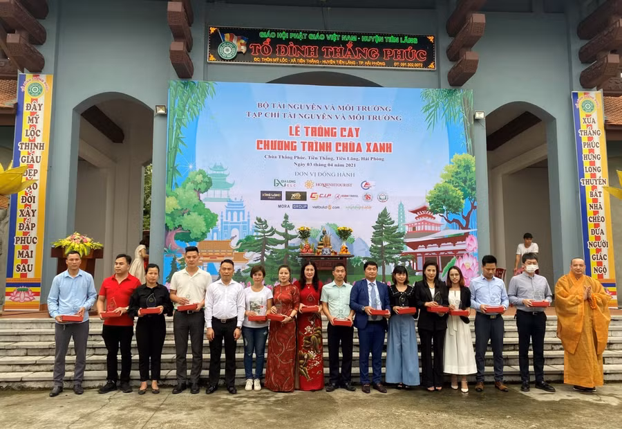 Dự án cộng đồng hưởng ứng Chương trình trồng 1 tỷ cây xanh " Vì một Việt Nam xanh"