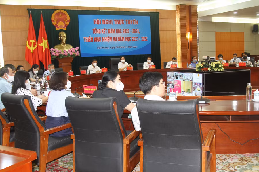 Quang cảnh Hội nghị trực tuyến tổng kết năm học 2020-2021 tại điểm cầu Hải Phòng