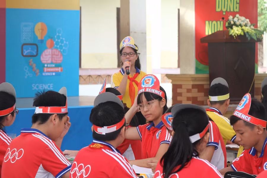 Một giờ học chuyên đề Vật Lý của Trường THCS Lương Khánh Thiện, quận Kiến An