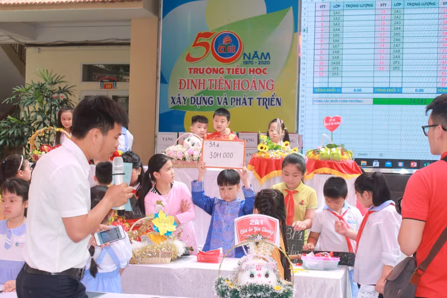 Hoạt động Đội luôn là sân chơi bổ ích với học sinh Tiểu học Đinh Tiên Hoàng