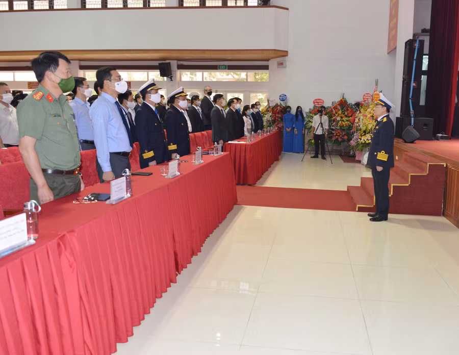 Lãnh đạo Bộ Giao thông Vận tải và các sở, ban ngành đến dự