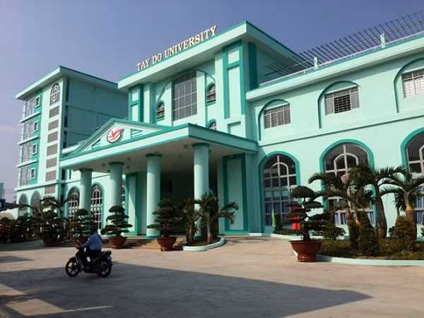 Trường ĐH Tây Đô.