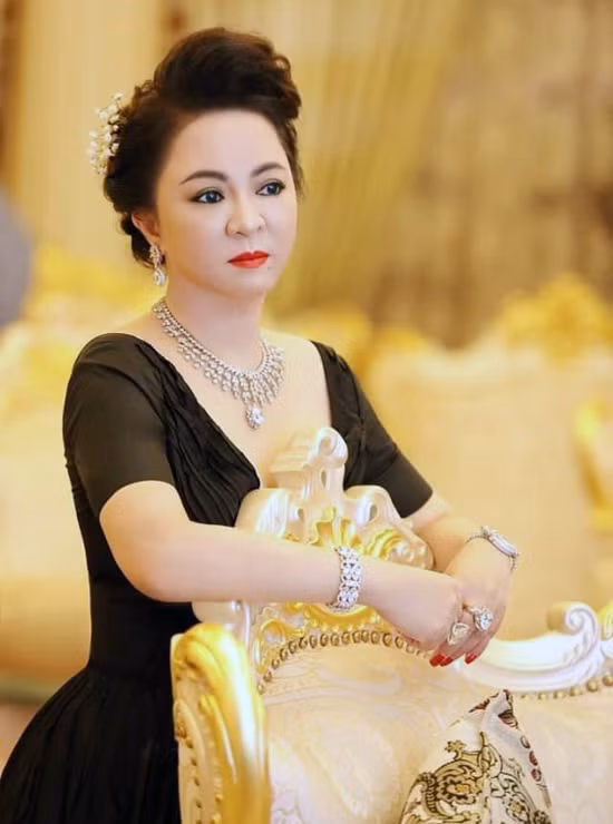 Bà Nguyễn Phương Hằng hiện đang bị tạm giam.