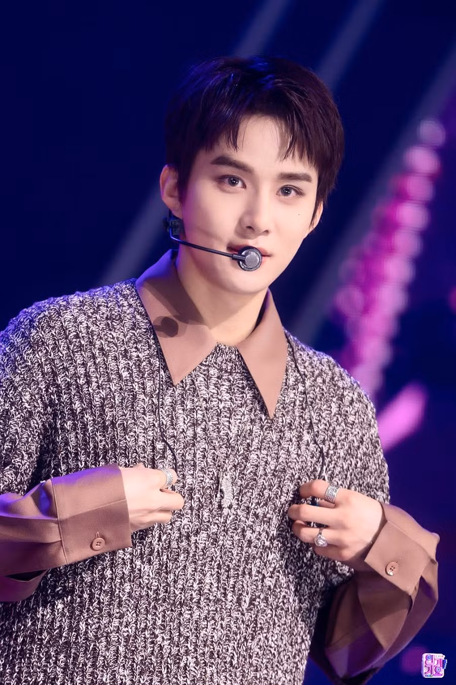 6. Jungwoo (NCT): Giọng ca kiêm vũ công của NCT, đã nhận được tổng cộng 72.366 phiếu bầu trong cuộc bình chọn! 6. Jungwoo (NCT): Giọng ca kiêm vũ công của NCT, đã nhận được tổng cộng 72.366 phiếu bầu trong cuộc bình chọn!