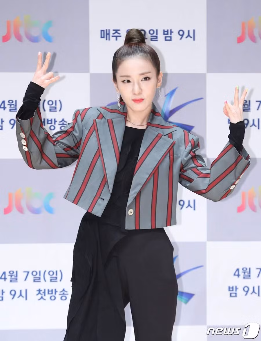 5. Sandara Park: Đã nhận được tổng cộng 107.358 phiếu bầu. 5. Sandara Park: Đã nhận được tổng cộng 107.358 phiếu bầu.