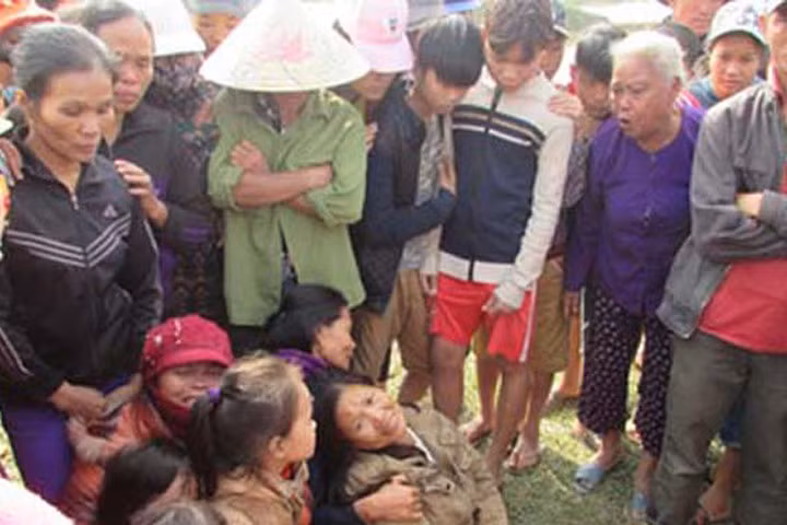Tìm thấy xác người đàn ông bỏ nhà đi sau cuộc gọi lúc nửa đêm