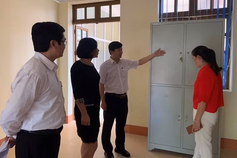Kiểm tra công tác chuẩn bị Kỳ thi tốt nghiệp THPT năm 2020 Bắc Hà – Lào Cai. Ảnh: Đức Trí