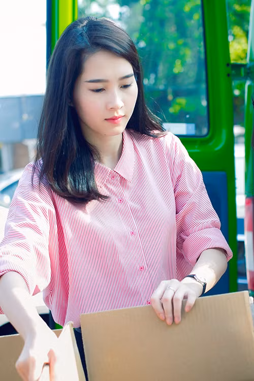 Mê mẩn trước vẻ đẹp thuần khiết của Hoa hậu Đặng Thu Thảo