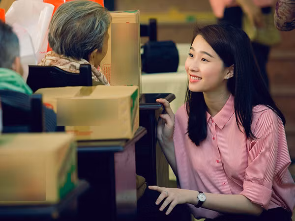 Mê mẩn trước vẻ đẹp thuần khiết của Hoa hậu Đặng Thu Thảo