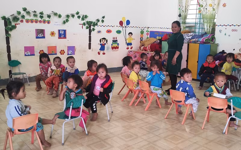 Giờ học của trẻ ở Trường Mầm non Nhi Sơn (Mường Lát, Thanh Hóa).