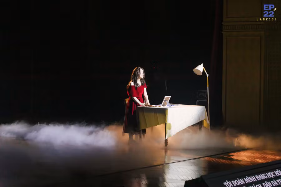 Với bề dày 13 năm, English Performance là món ăn tinh thần đặc sắc của thầy và trò trường THPT Chuyên Hà Nội - Amsterdam.