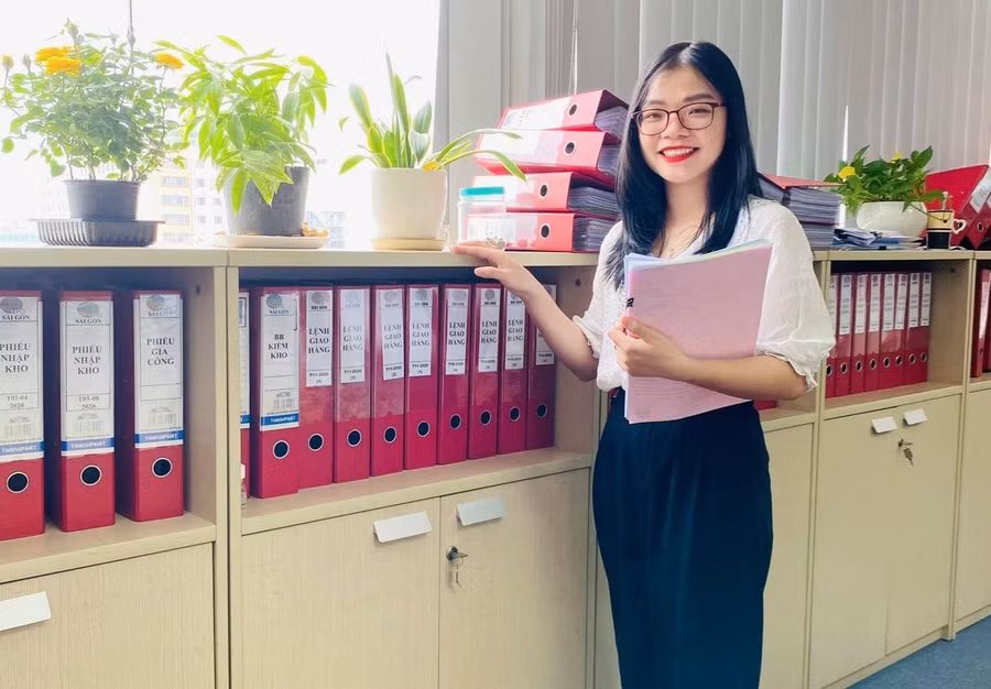 Chị Kiều Thị Hà - cựu sinh viên Trường Cao đẳng nghề Bách khoa Hà Nội, đang làm việc tại công ty Metis Energy, lĩnh vực năng lượng tái tạo. Ảnh: NVCC