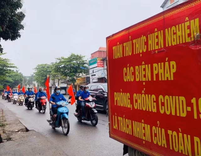 Đoàn viên, thanh niên là lực lượng nòng cốt tổ chức các hoạt động tuyên truyền lưu động.