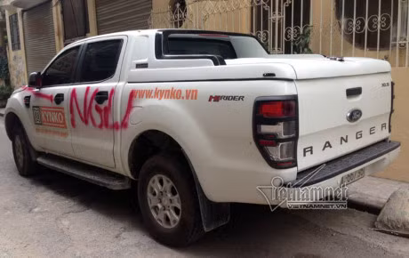 Ha Noi: Lai xe nga ngua nhin o to bi xit son hong chang chit - Anh 4
