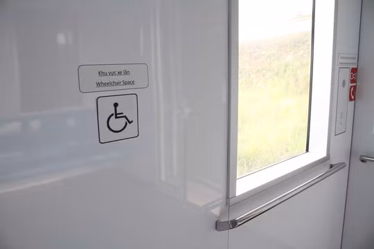 Cận cảnh bên trong tàu điện ngầm đầu tiên của Việt Nam
