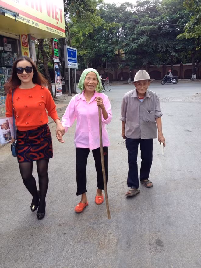 Lan Đàm cùng 2 đối tượng BTXH đội đơn đi tố cáo các hành vi khuất tất của cán bộ TT BTXH