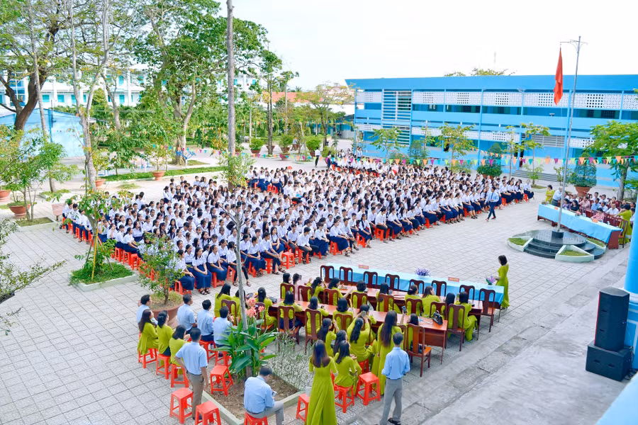 Quang cảnh Trường THPT DTNT Huỳnh Cương (Sóc Trăng).