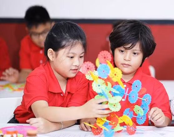 Lứa tuổi teen muốn phát triển tư duy theo hướng độc lập. Ảnh minh họa