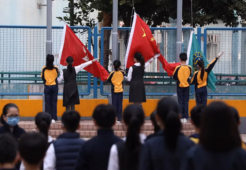 Hồng Kông đang gặp khó khăn trong việc thay thế giáo viên có kinh nghiệm đã chọn rời thành phố. Ảnh minh họa Hồng Kông đang gặp khó khăn trong việc thay thế giáo viên có kinh nghiệm đã chọn rời thành phố. Ảnh minh họa