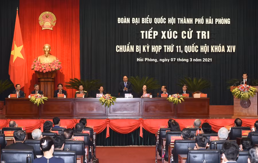 Quang cảnh cuộc tiếp xúc cử tri. Ảnh: VGP/Quang Hiếu.