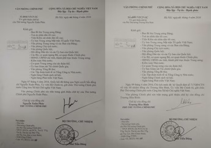 Chữ ký Thủ tướng Nguyễn Xuân Phúc (trái) và Phó Thủ tướng Trương Hòa Bình. (Ảnh: Chinhphu.vn) chu-ky-thu-tuong