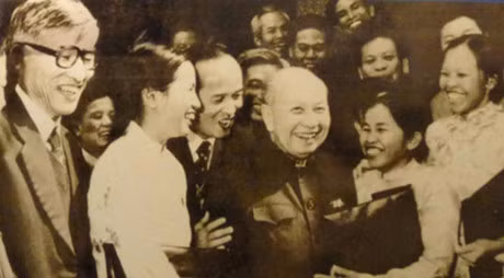 On lai cong hien cua TBT Truong Chinh de thay trach nhiem voi dat nuoc - Anh 3