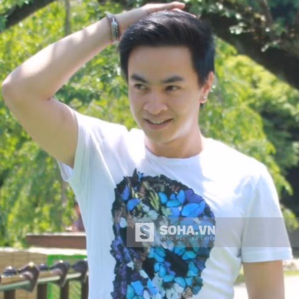  Giống như em gái, Lý Chí Huy là người sở hữu gương mặt dễ nhìn, bắt mắt. 
