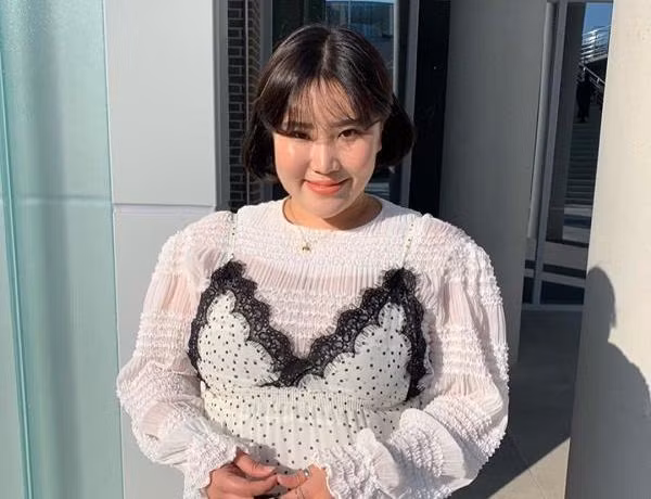 Những món đồ dẫu đẹp mấy chị em cũng đừng mặc nhằm tránh nhếch nhác trong mùa mưa gió