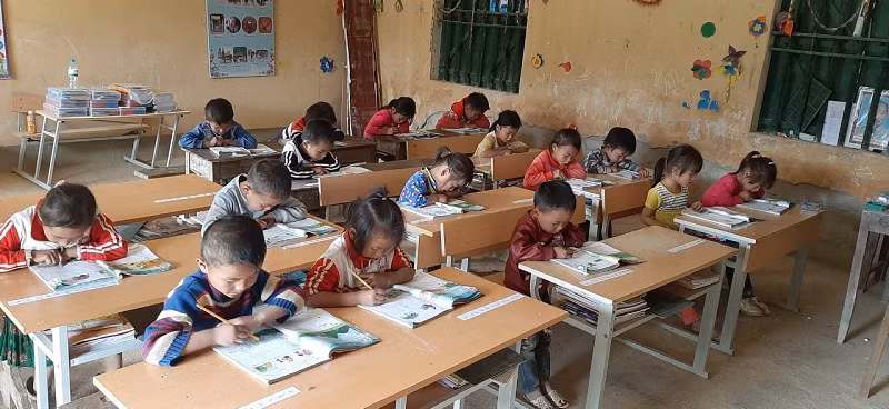 Học sinhTrường PTDTBT Tiểu học Xín Cái (Mèo Vạc, Hà Giang). Ảnh: NVCC