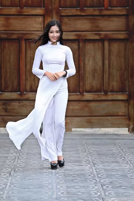 Hoài Thư