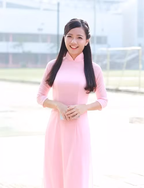 Báo Trung Quốc ca ngợi vẻ đẹp của thiếu nữ Việt khi mặc áo dài ảnh 11 Báo Trung Quốc ca ngợi vẻ đẹp của thiếu nữ Việt khi mặc áo dài ảnh 11