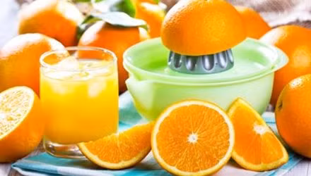 Quả cam là loại quả phổ biến nhất và là nguồn tuyệt vời cung cấp vitamin C. lợi ích từ cam